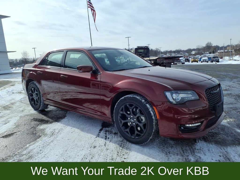 2023 Chrysler 300 Touring