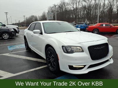 2023 Chrysler 300 Touring