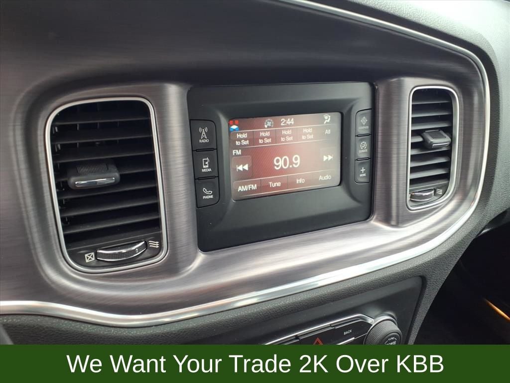 2016 Dodge Charger SE