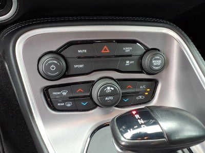 2022 Dodge Challenger SXT