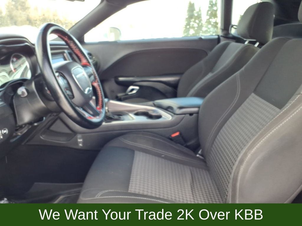 2020 Dodge Challenger SXT