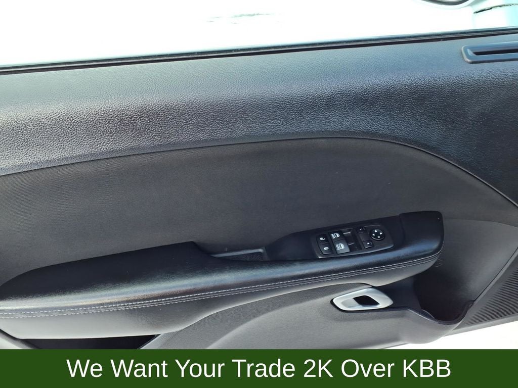 2020 Dodge Challenger SXT