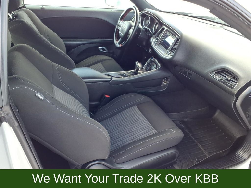 2020 Dodge Challenger SXT