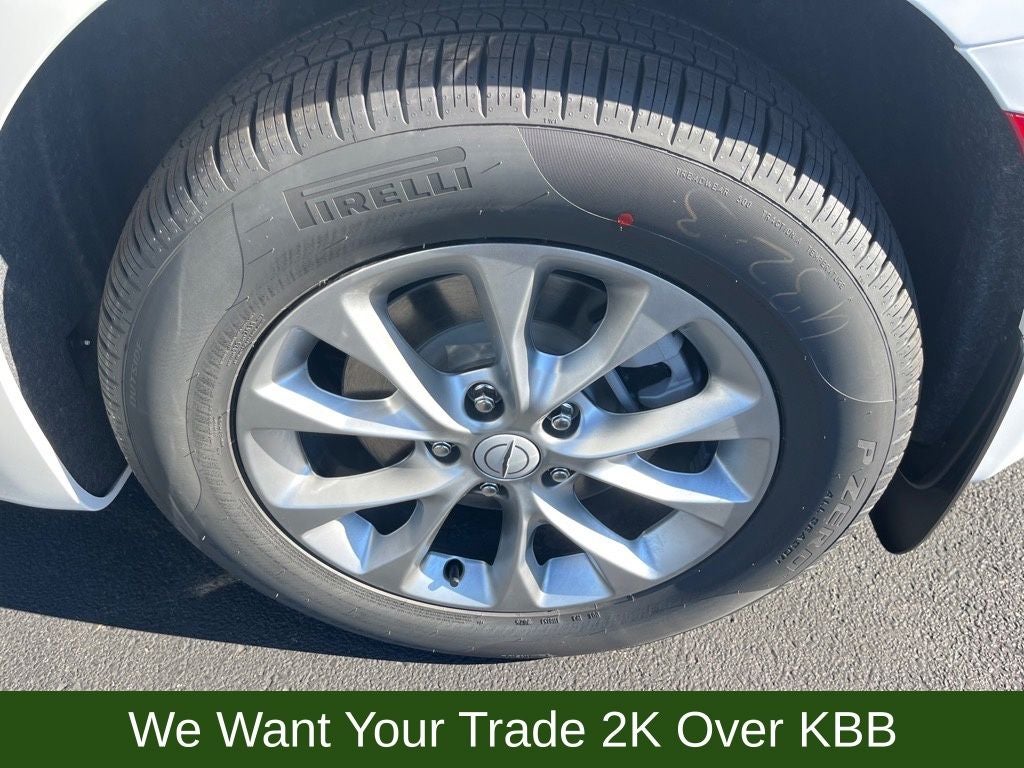 2026 Chrysler Pacifica Select