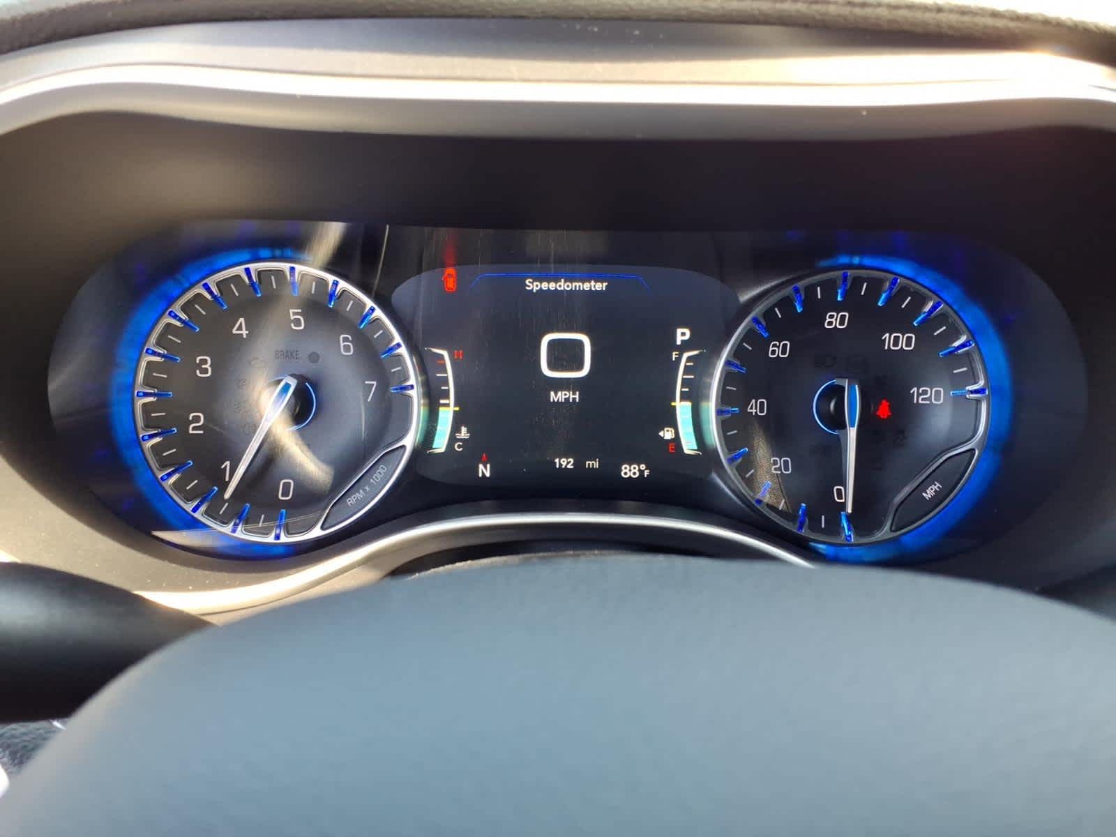 2027 Chrysler Pacifica Select