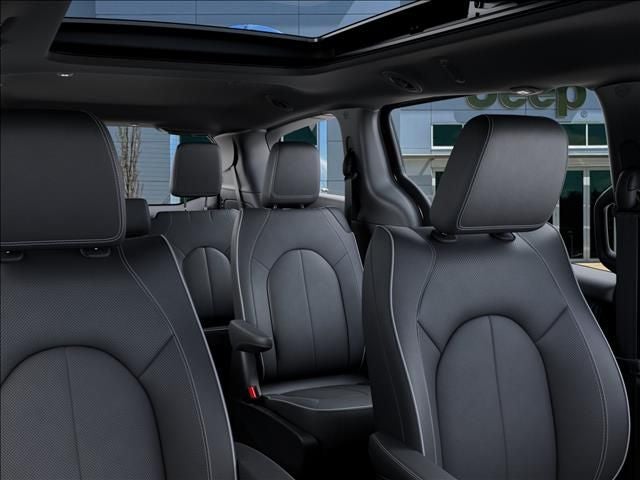 2027 Chrysler Pacifica Limited
