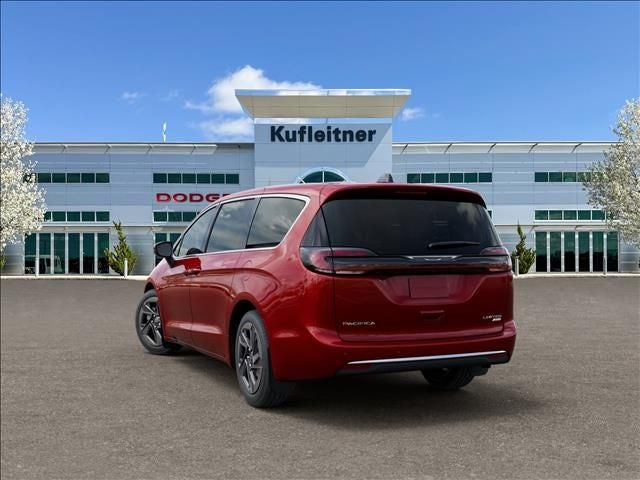 2027 Chrysler Pacifica Limited
