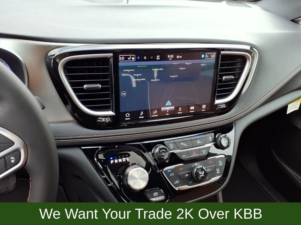 2026 Chrysler Pacifica Pinnacle