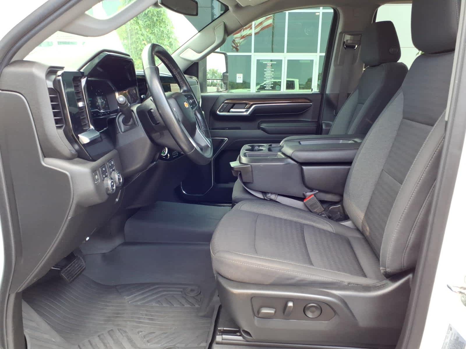 2024 Chevrolet Silverado 2500HD LT