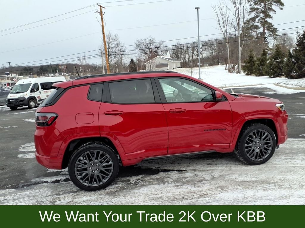2022 Jeep Compass Limited (Red) Edition