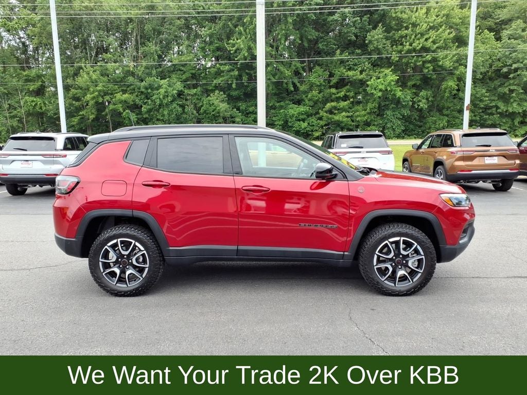 2025 Jeep Compass Trailhawk