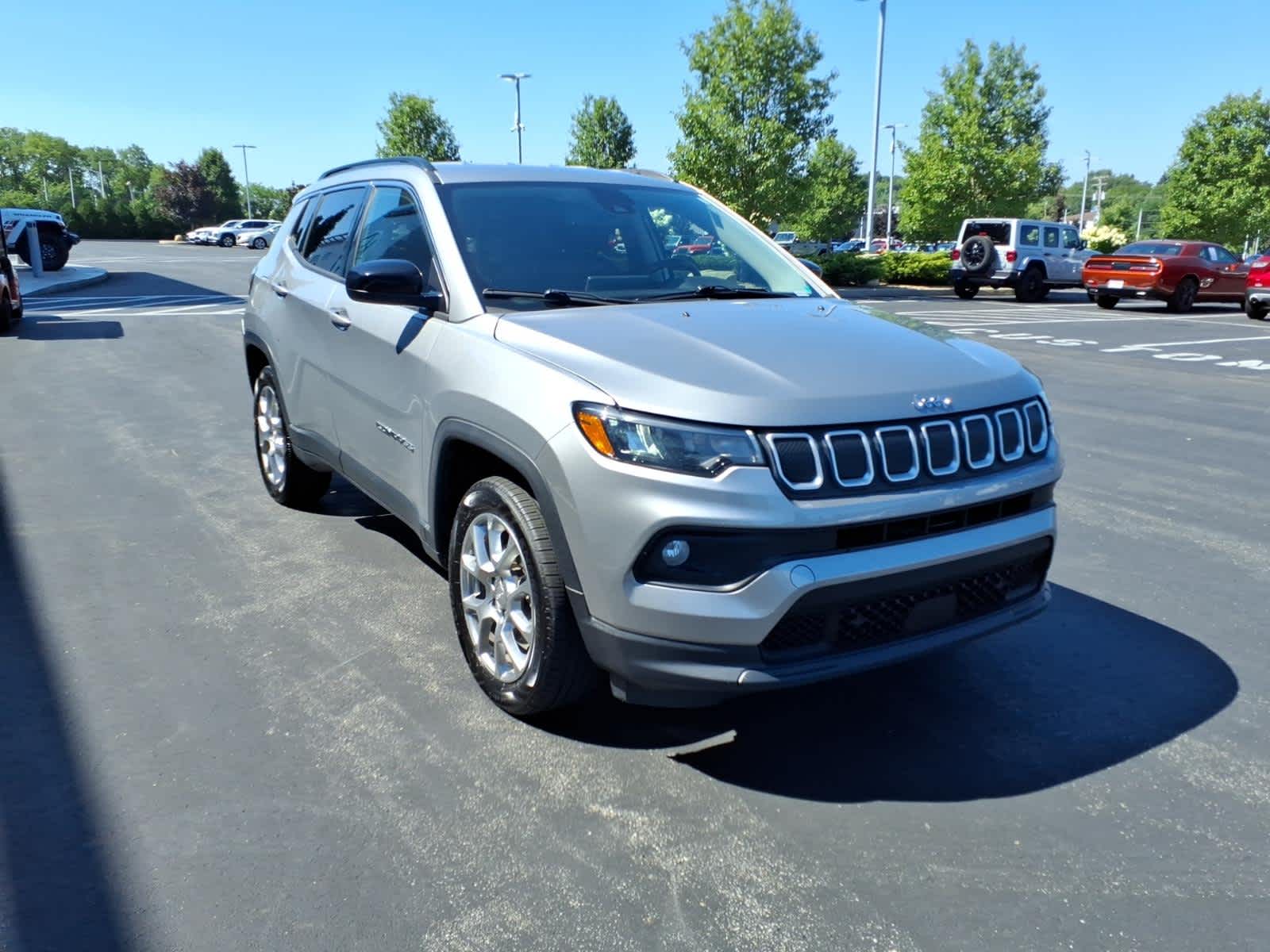 2022 Jeep Compass Latitude Lux
