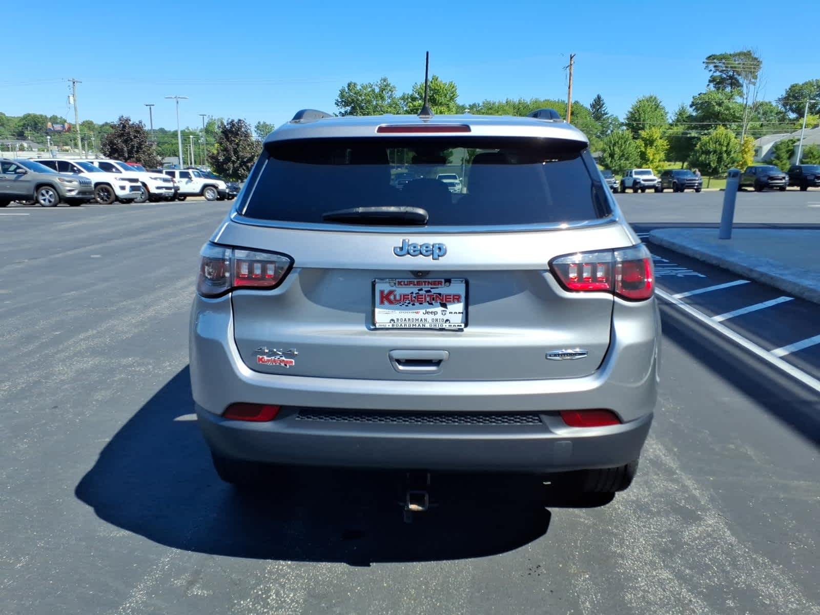 2022 Jeep Compass Latitude Lux