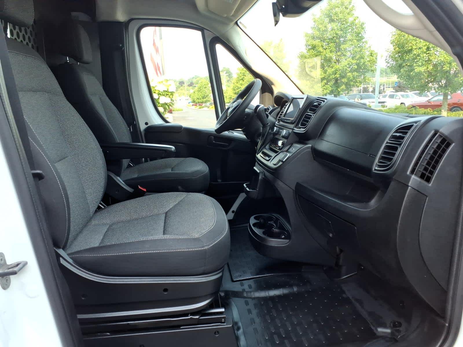 2025 RAM ProMaster Tradesman