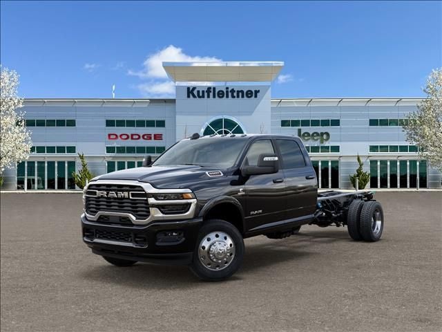 2026 RAM 5500 Big Horn 4X4 Crew Cab DRW 197" WB's photo