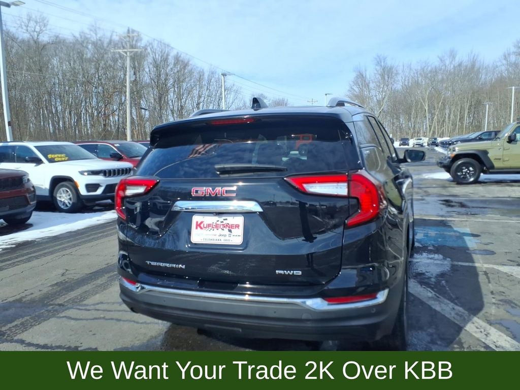 2022 GMC Terrain SLT