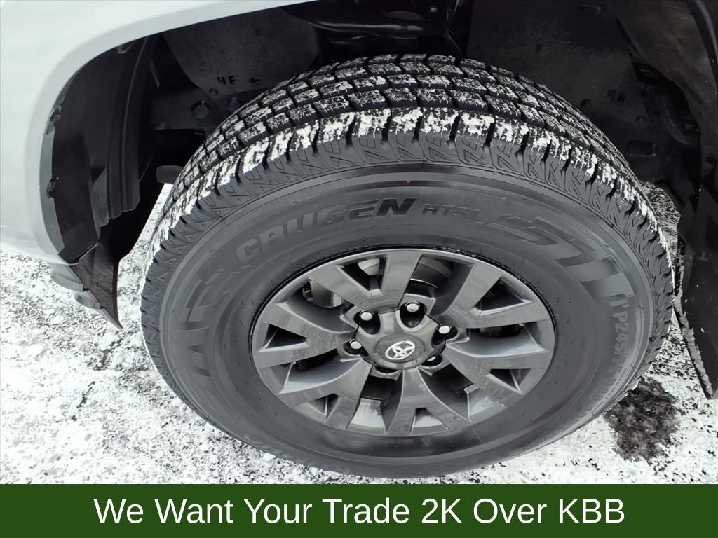 2022 Toyota Tacoma SR5