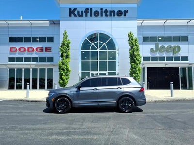 2024 Volkswagen Tiguan 2.0T SE R-Line Black