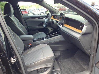 2025 Volkswagen Tiguan SEL R-Line
