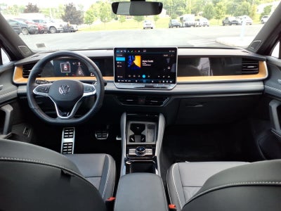 2025 Volkswagen Tiguan SEL R-Line