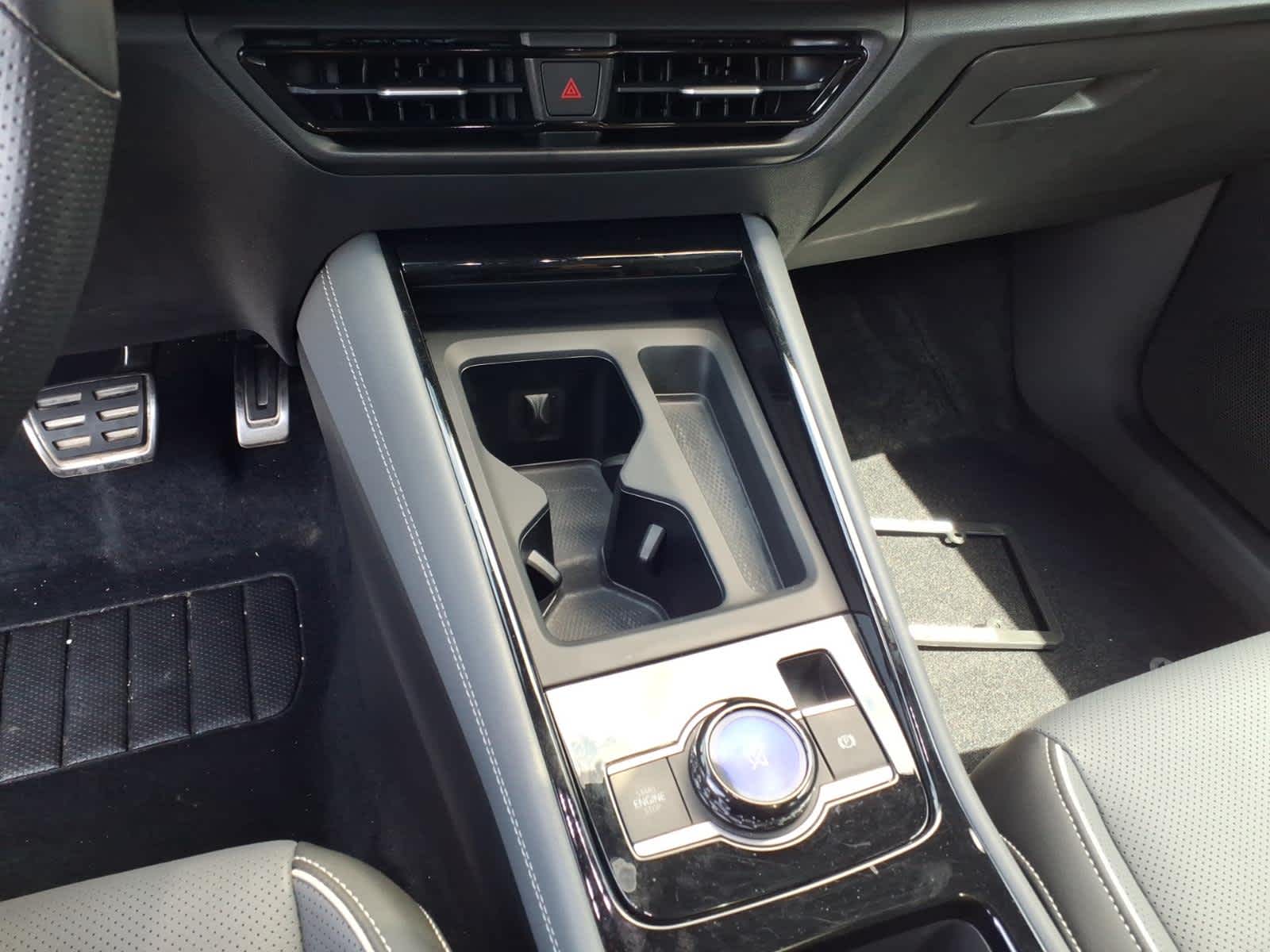 2025 Volkswagen Tiguan SEL R-Line