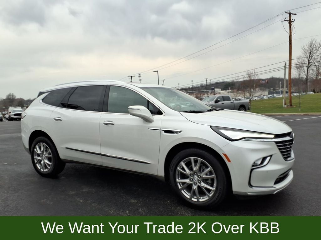2023 Buick Enclave Essence