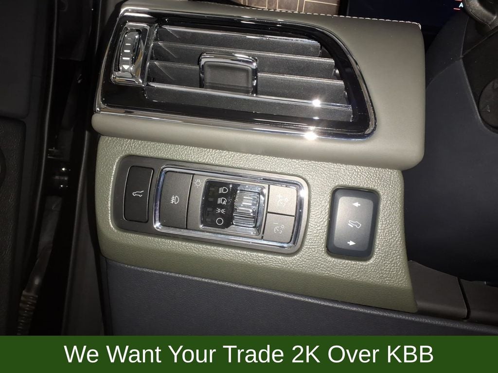 2024 Lincoln Navigator Black Label