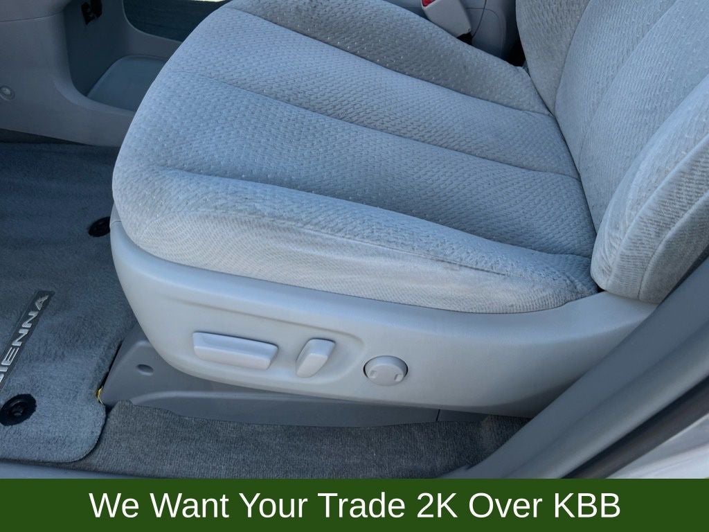 2014 Toyota Sienna L 7 Passenger