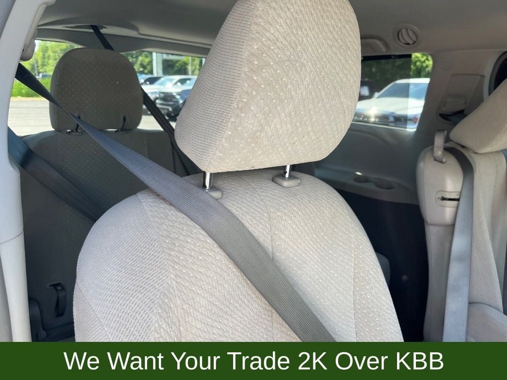 2014 Toyota Sienna L 7 Passenger