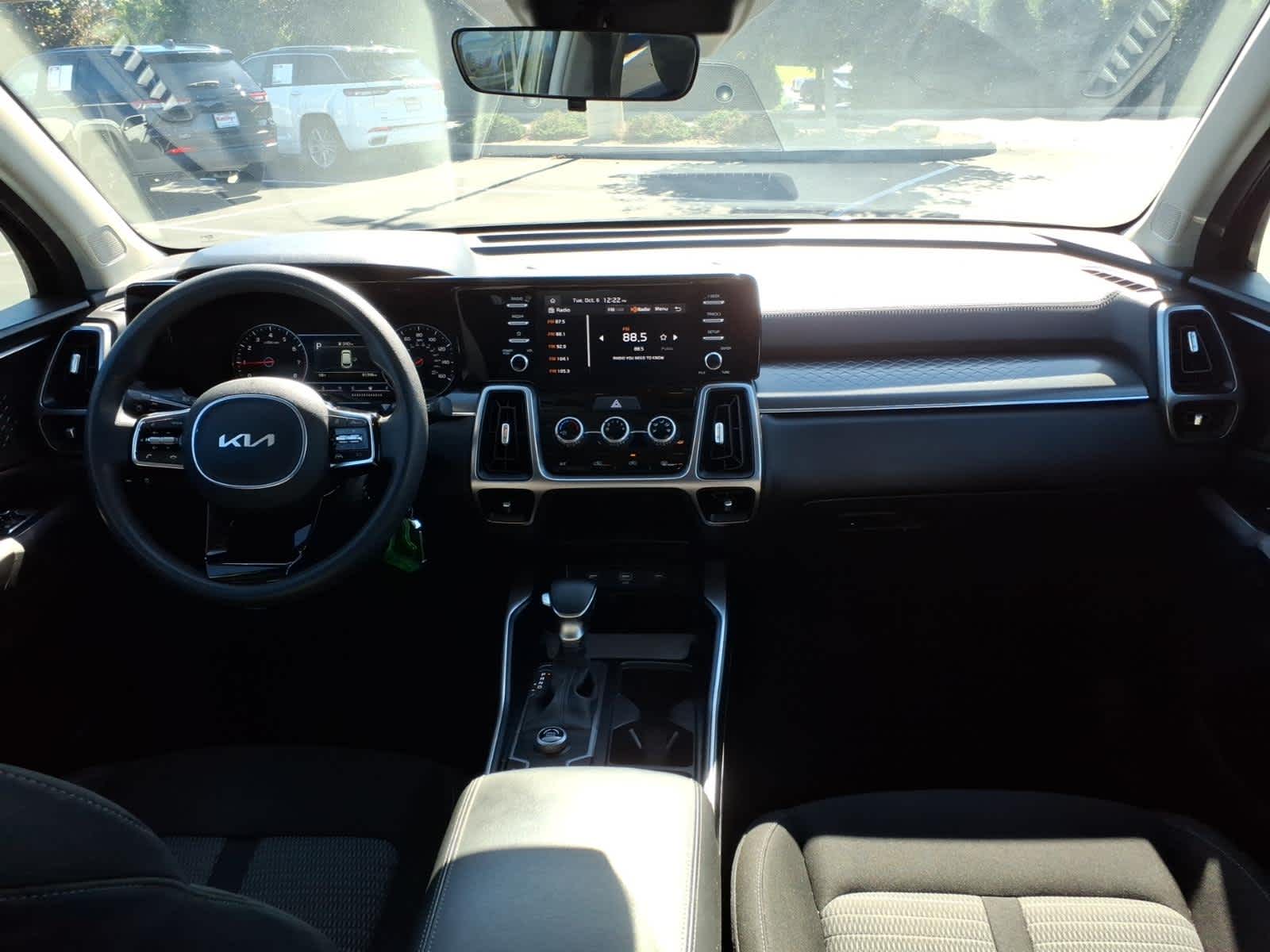 2023 Kia Sorento LX