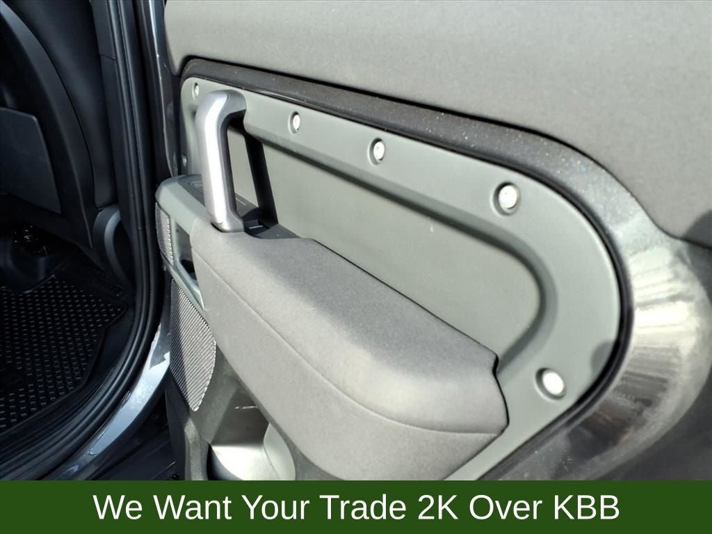 2023 Land Rover Defender 110 X-Dynamic SE