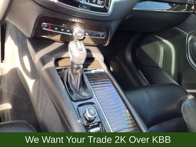 2018 Volvo XC90 T6 Momentum