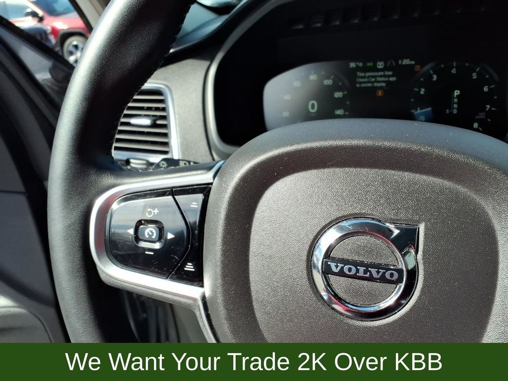 2018 Volvo XC90 T6 Momentum