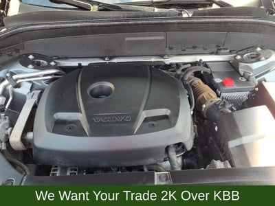 2018 Volvo XC90 T6 Momentum