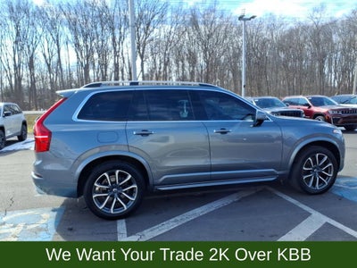 2018 Volvo XC90 T6 Momentum