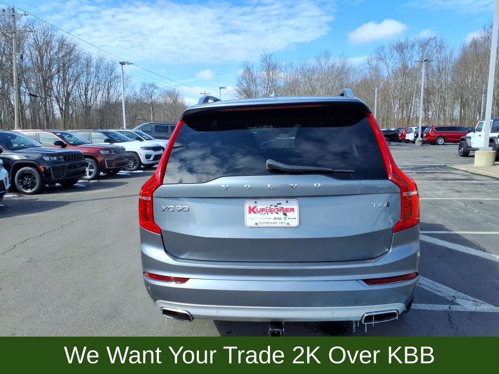 2018 Volvo XC90 T6 Momentum