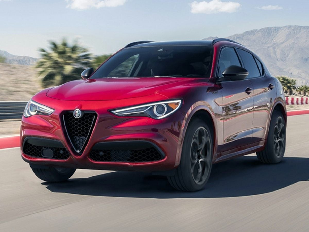 2023 Alfa Romeo Stelvio Base